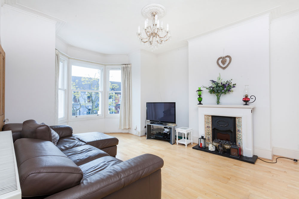 Forest Drive West, Upper Leytonstone E11 Theydons