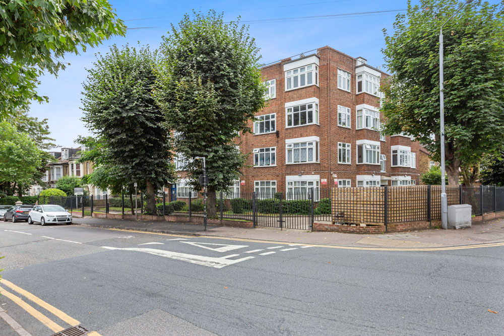 Fairlop Road, Leytonstone E11 Theydons