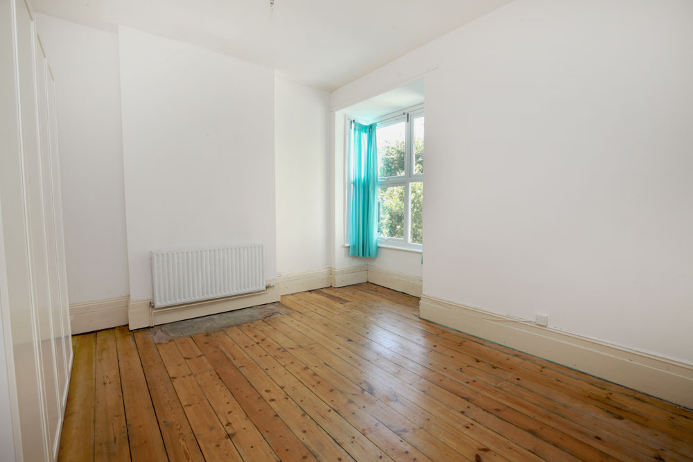 Forest Drive West, Upper Leytonstone E11 Theydons