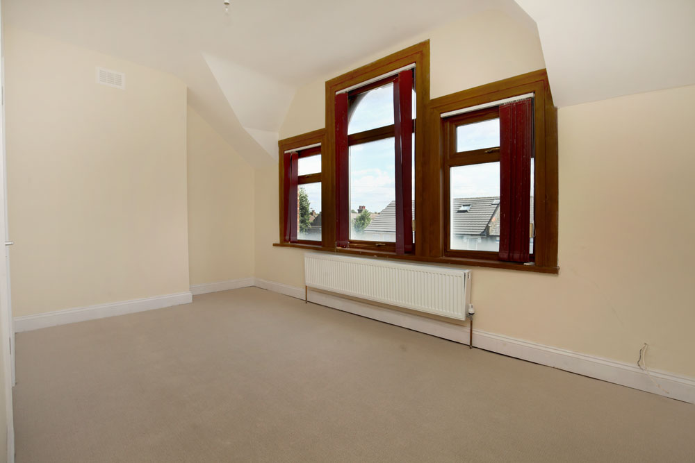 Grove Green Road, Leytonstone E11 Theydons