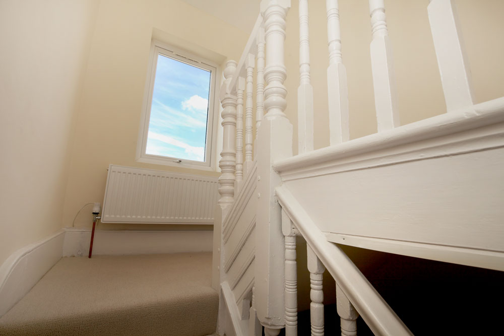 Grove Green Road, Leytonstone E11 Theydons