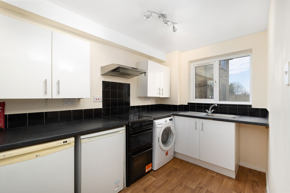 Caradon Close, Leytonstone, E11 Theydons