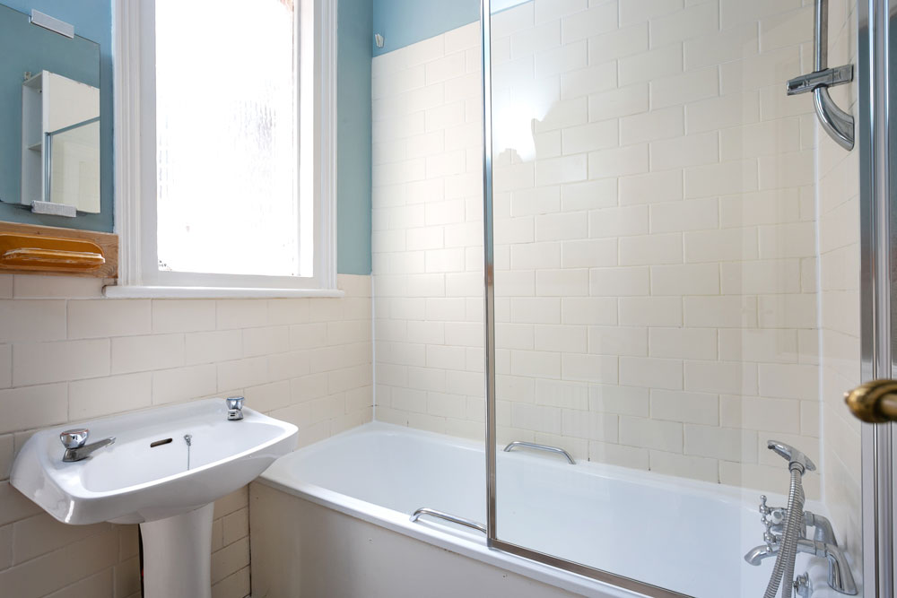 Wanstead Park Avenue, E12 Theydons