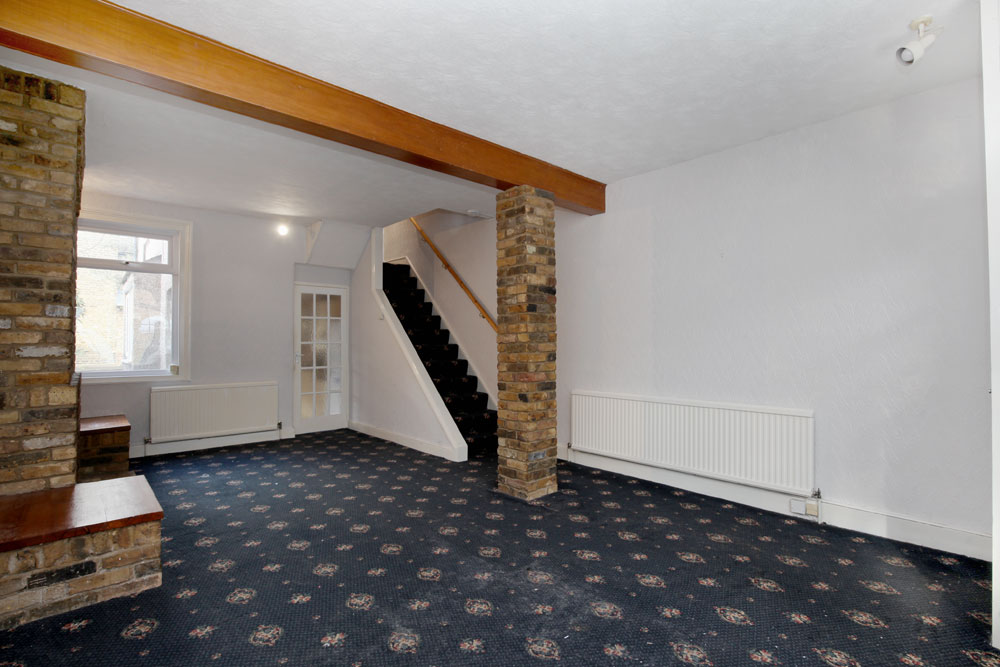 Cary Road, Leytonstone E11 Theydons